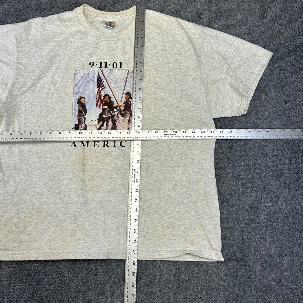 Vintage Delta Pro Weight 9/11/01 God Bless America Graphic T-Shirt Grey XL - Picture 4 of 6